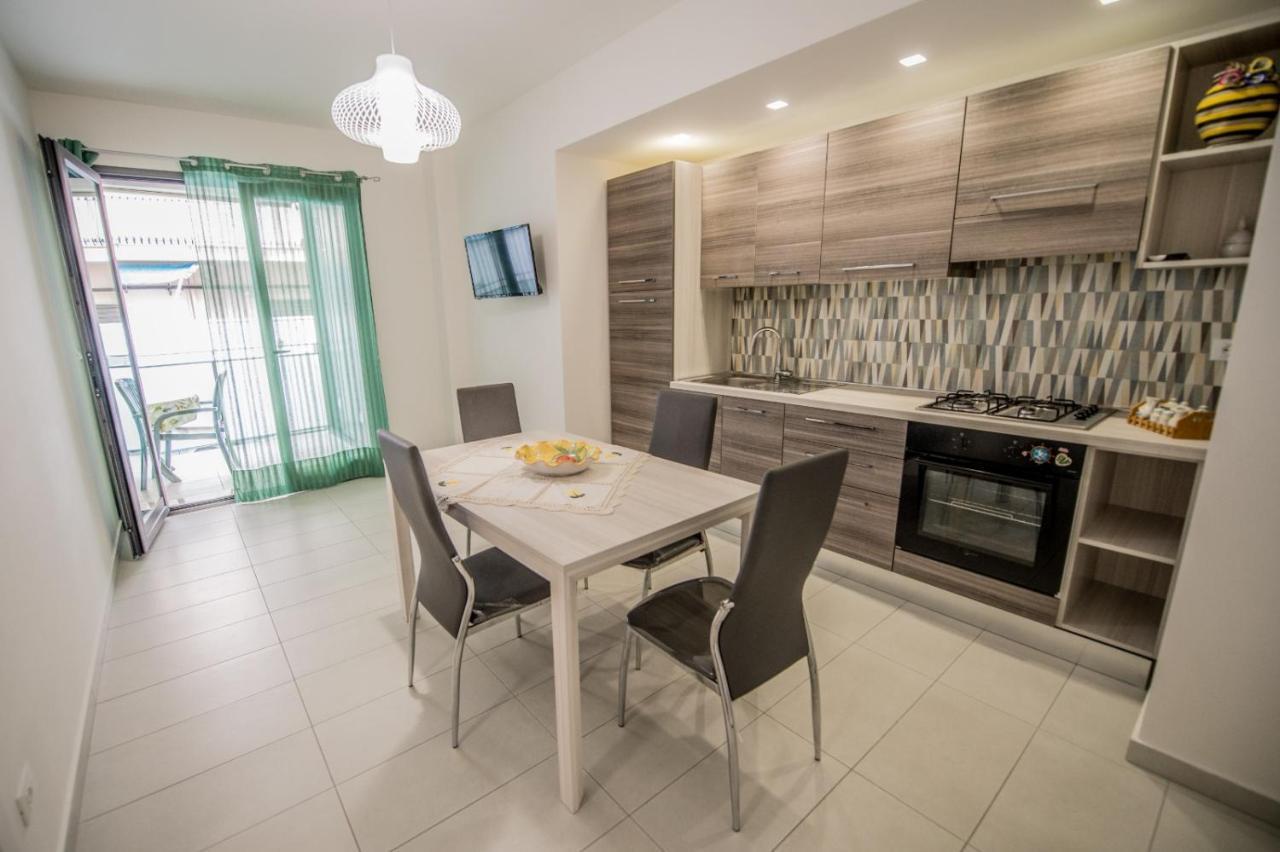 Home Square Milazzo Exterior photo